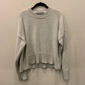 Everlane sweater size s